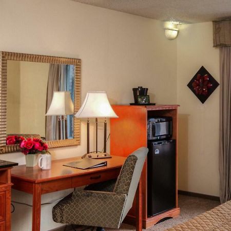 The Foothills Inn Rapid City Exterior photo